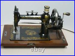 Antique Vintage New National Cast Iron Hand Crank Sewing Machine With Carry Case