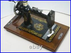 Antique Vintage New National Cast Iron Hand Crank Sewing Machine With Carry Case