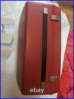 BERNINA 830 Record Sewing Machine Red Hard Plastic Carrying Case with extras