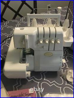 Baby Lock Eclipse Model BLE1 Serger with Carry Case EXCELLENT CONDITION