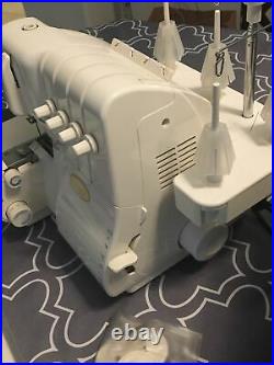Baby Lock Eclipse Model BLE1 Serger with Carry Case EXCELLENT CONDITION