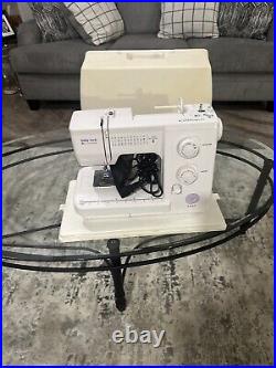 Baby lock Zeal BL35B Sewing Machine With Foot Pedal Power Cord & Carrying Case