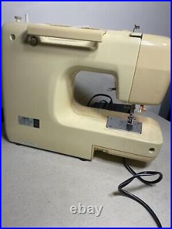 Babylock BL1556 Sewing Machine Tested & Working With Carrying Case