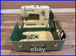 Bernina 730 Record Vintage Sewing Machine w Carrying Case/Pedal/Accessories
