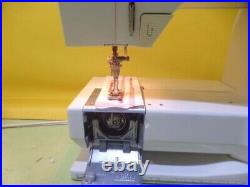 Bernina Artista 180 Sewing Machine with Foot Pedal and Hard Carrying Case