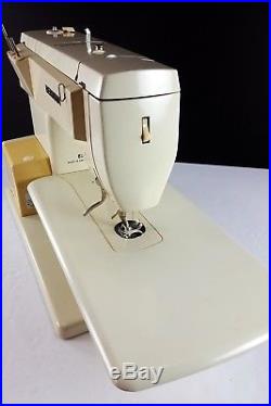 Bernina Record 830 Sewing Machine with Extras Carry Case Free Arm