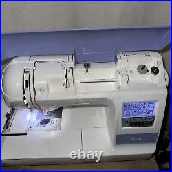 Brother Embroidery Machine PE770 5 x 7 Inch With Built In Memory Tested NICE