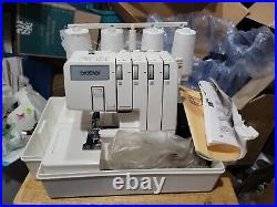 Brother Lock 929D Serger Overlock Sewing Machine TESTED with carrying case