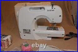 Brother XR9500PRW Computer Sewing Machine Project Runway Ltd Edition extras