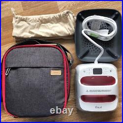 Cricut Easy Press 2 Raspberry, 6x7 Heat Press, Safety Base & Gray Carrying Case