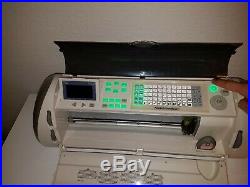 Cricut Expression Machine with Adjustable Carrying Case Great Condition CREX001