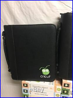 Cricut cartridge lot of 33 All Complete W Carrying Cases Wow