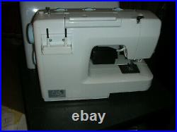 EURO-PRO Sewing Machine Model# 7130 Q with Speed Control Foot Pedal-Carrying Case
