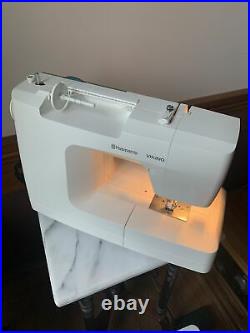 Husqvarna Viking Emerald 116 Sewing Machine With Case & Foot Pedal