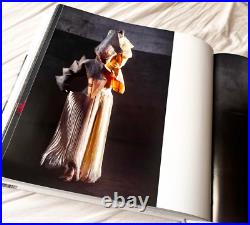 ISSEY MIYAKE Art Book TASCHEN Kazuko Koike 2016 with carrying case