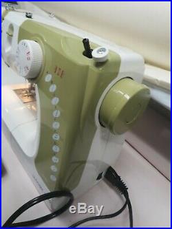 Janome 3125 Portable Sewing Machine Only Used A Few Times With Carry Case