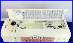 Janome Decor EXCEL Model 5018 18 Stitch Sewing Machine With Carrying Case
