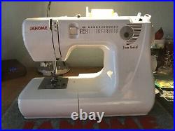 Janome Jem Gold 660 Mechanical Sewing Machine AND Bonus Bundle