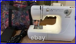 Janome Jem Gold 660 Mechanical Sewing Machine with Case-Nice