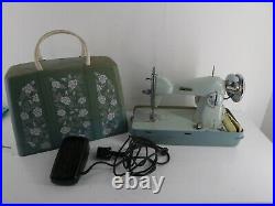 Jones Brother S/stitch Heavy Duty Sewing Machine In Carry Case D19