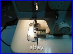 Kenmore Overlock 3/4 Differential Serger Sewing Machine WORKING vtg carry case