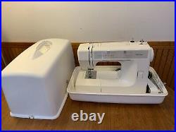 Kenmore Portable Sewing Machine Model 385 12614490 withPedal & Carrying Case