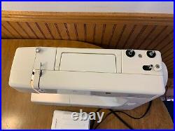 Kenmore Portable Sewing Machine Model 385 12614490 withPedal & Carrying Case
