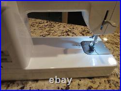 NEW Brother Sewing Machine Quilting PQ-1500s PQ1500 PQ1500SL Open Box