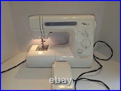 New Home Janome Sewing Machine MY EXCEL 15S WithFoot Pedal, Case & Accessories