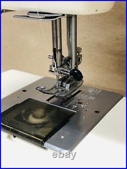 New Home School Mate SS-2015 Sewing Machine w Foot Pedal Hard Carry Case Tested