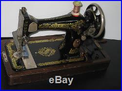 Original Singer 28k Hand Crank Sewing Machine With Original Wooden Carry Case