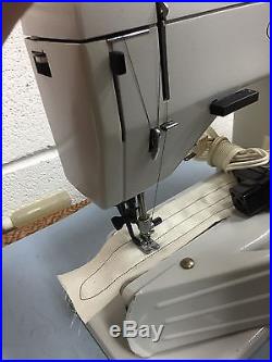 PFAFF 1222 Sewing Machine with Carrying Case Good Condition Best Brand