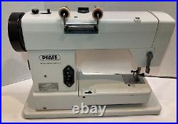 PFAFF 297 Sewing Machine with Pedal Manual & Hard Carrying Case Made in Germany
