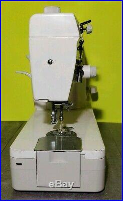 PFAFF GrandQuilter HOBBY 1200 Sewing Machine, Rolling Carry Case & Sew Steady