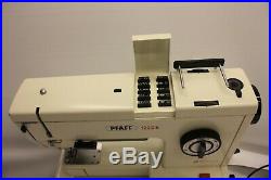 Pfaff 1222e Sewing Machine With Carrying Case And Pedal
