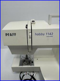Pfaff Hobby 1142 German Design Sewing Machine With Pedal