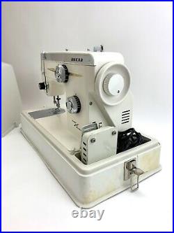 Riccar Super Stretch Sewing Machine Model 555SU with Storage/Carry Case WORKS