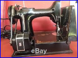SINGER 221 Featherweight Sewing Machine w Carry Case & AttachmentsCLEAN1953
