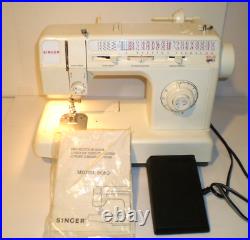 SINGER 5050 Sewing Machine with Case. Manual. Extra Needles. Tested & is Working