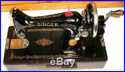 STUNNING VINTAGE SINGER 99k HAND CRANK SEWING MACHINE WITH CARRY CASE