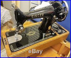 STUNNING VINTAGE SINGER 99k HAND CRANK SEWING MACHINE WITH CARRY CASE NEAR MINT