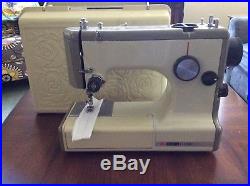 Sears Kenmore Portable 158-1030 Sewing Machine With Rose Carry Case