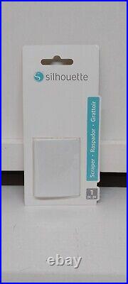 Silhouette Cameo 3 With carrying case & accessories