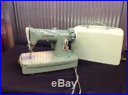 Singer 185J Heavy Duty Sewing Machine withCarrying Case