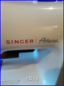Singer 2009 Athena Sewing Machine, carrying case & Instructrions Manual/Guide