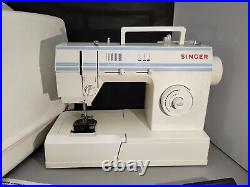 Singer 57815 C Sewing Machine w Pedal & Carrying Case Tested Works