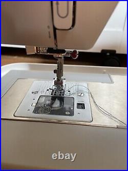 Singer Heavy Duty Sewing Machine 4423, Carry Case, Accessory Kits, Barely Used