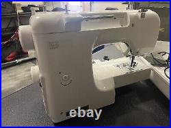 Singer Sewing Machine Purple Optimum Power Control 2638, With Carry Case, Nice