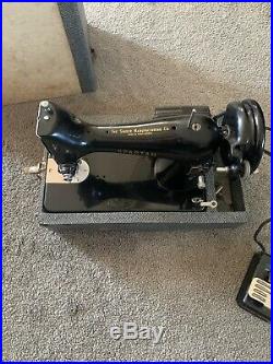 Singer Spartan Model 192K Sewing Machine Working Great With Carrying Case