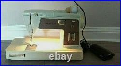 Singer Touch Sew Machine Sewing Vintage Model Zig Zag And Case Works Well Vtg
